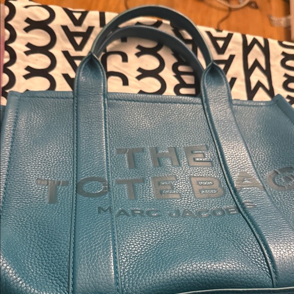 Marc Jacobs Turquoise Leather Tote Bag Medium Size USED - Picture 2 of 5